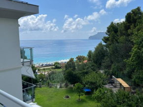 Azzurro - Beautiful and bright sea view apartment Bergeggi